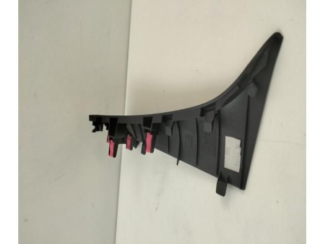 bontott TOYOTA AVENSIS T27 Középső Műszerfal Díszléc