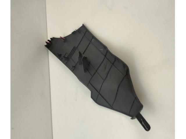 bontott TOYOTA AVENSIS T27 Középső Műszerfal Díszléc