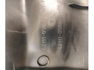 bontott TOYOTA AVENSIS T27 Középső Műszerfal Díszléc