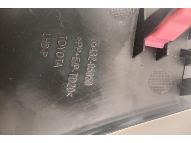 bontott TOYOTA AVENSIS T27 Középső Műszerfal Díszléc