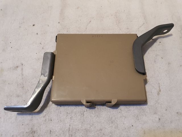 bontott TOYOTA AVENSIS T27 Kulcs Nélküli Nyitás Jeladó