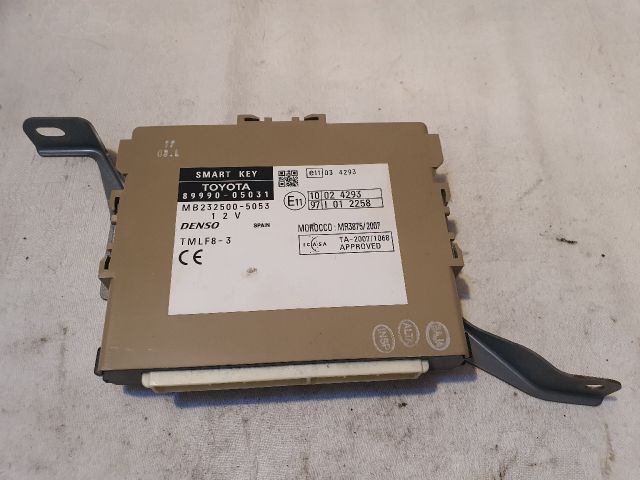 bontott TOYOTA AVENSIS T27 Kulcs Nélküli Nyitás Jeladó