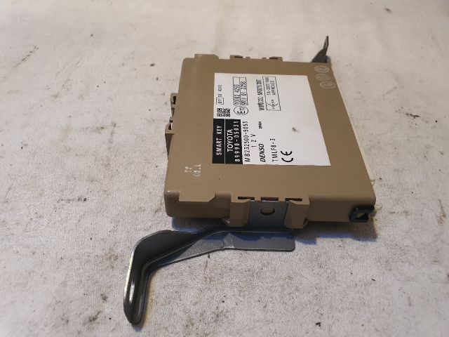 bontott TOYOTA AVENSIS T27 Kulcs Nélküli Nyitás Jeladó