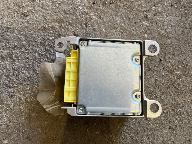 bontott TOYOTA AVENSIS T27 Légzsák Elektronika