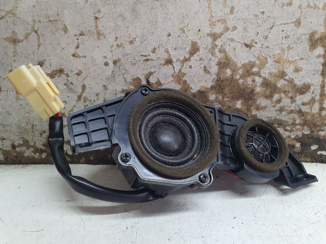 bontott TOYOTA AVENSIS T27 Magassugárzó Hangszóró