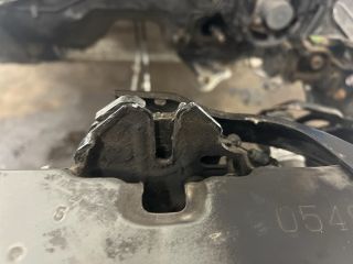 bontott TOYOTA AVENSIS T27 Motorháztető Zárszerkezet