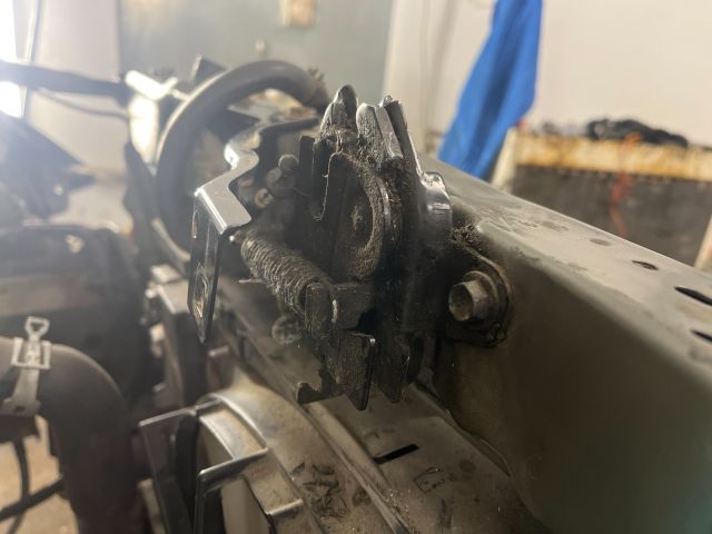 bontott TOYOTA AVENSIS T27 Motorháztető Zárszerkezet