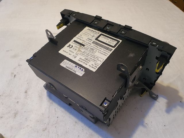 bontott TOYOTA AVENSIS T27 Rádió / CD