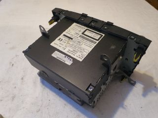 bontott TOYOTA AVENSIS T27 Rádió / CD