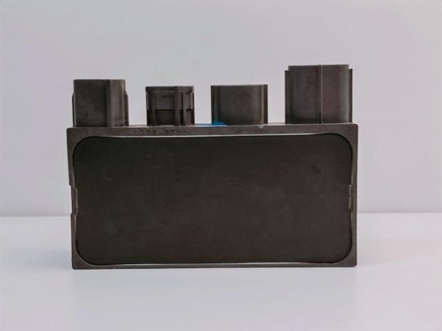 bontott TOYOTA AVENSIS T27 Relé