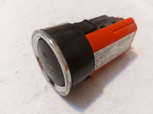 bontott TOYOTA AVENSIS T27 Start / Stop Indító Gomb