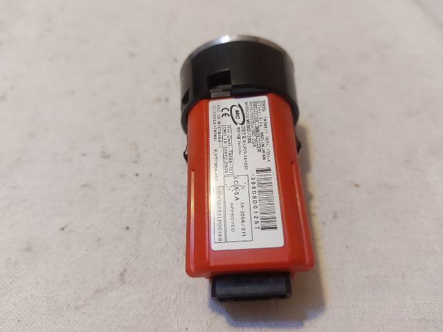 bontott TOYOTA AVENSIS T27 Start / Stop Indító Gomb