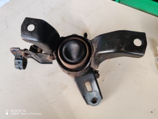 bontott TOYOTA AVENSIS T27 Tartó Bak