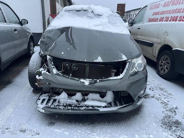 bontott TOYOTA AVENSIS T27 Tető Díszléc