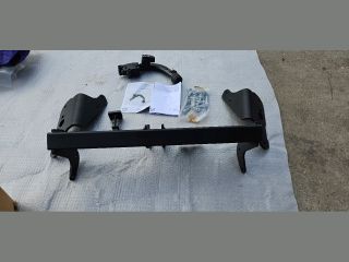 bontott TOYOTA AVENSIS T27 Vonóhorog