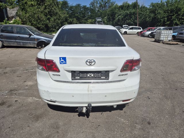 bontott TOYOTA AVENSIS T27 Vonóhorog