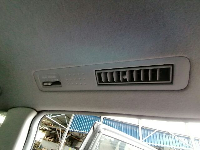 bontott TOYOTA AVENSIS VERSO Biztosítéktábla Motortér