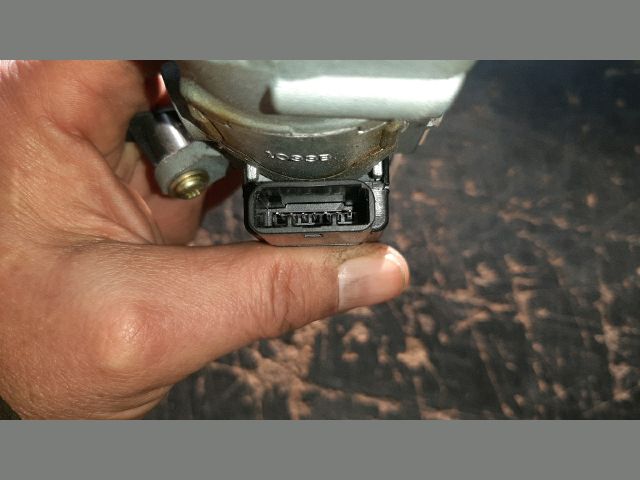 bontott TOYOTA AVENSIS VERSO Gyújtáskapcsoló