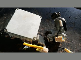 bontott TOYOTA AVENSIS VERSO Gyújtáskapcsoló