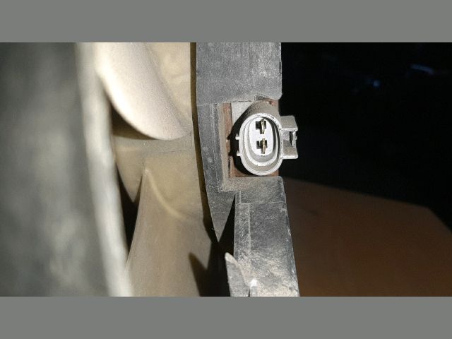 bontott TOYOTA AVENSIS VERSO Hűtőventilátor