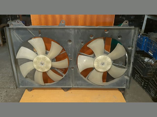 bontott TOYOTA AVENSIS VERSO Hűtőventilátor