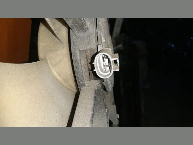 bontott TOYOTA AVENSIS VERSO Hűtőventilátor