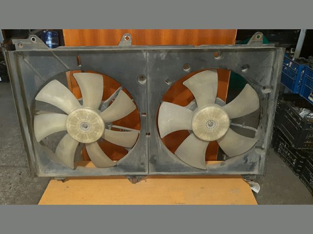 bontott TOYOTA AVENSIS VERSO Hűtőventilátor