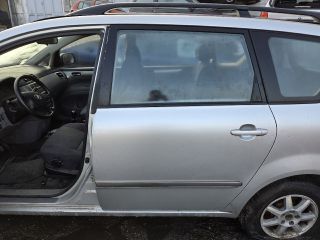 bontott TOYOTA AVENSIS VERSO Jobb első Gólyaláb (Lengécsillapító, Rugó)