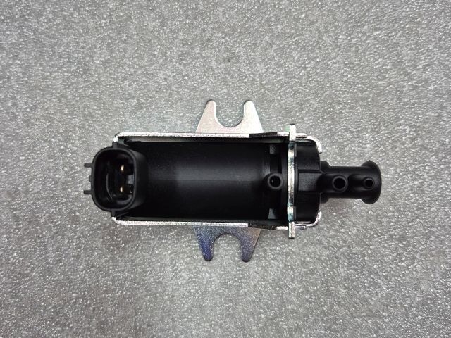 bontott TOYOTA AVENSIS VERSO Turbó Vákum Szelep