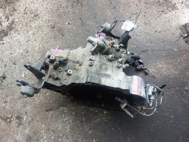 bontott TOYOTA AVENSIS VERSO Váltó (Mechanikus)