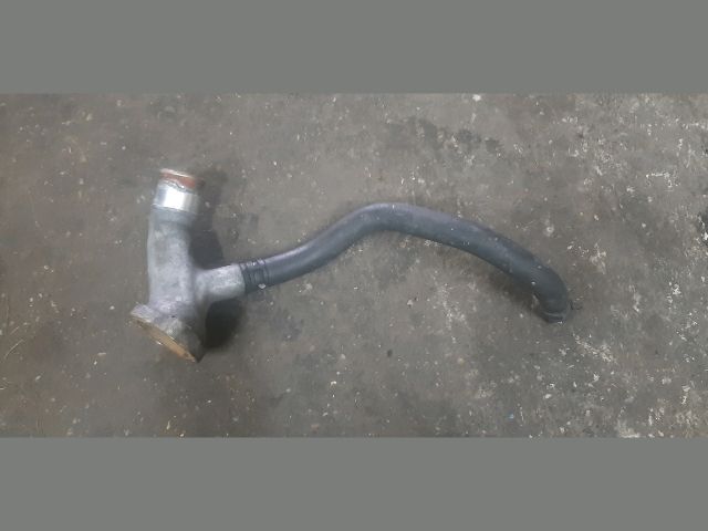 bontott TOYOTA AVENSIS VERSO Vízcső