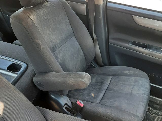 bontott TOYOTA AVENSIS VERSO Bal Féltengely