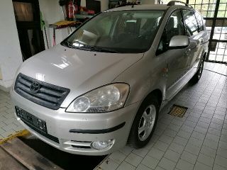 bontott TOYOTA AVENSIS VERSO Bal C Oszlop