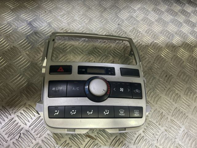 bontott TOYOTA AVENSIS VERSO Fűtéskapcsoló