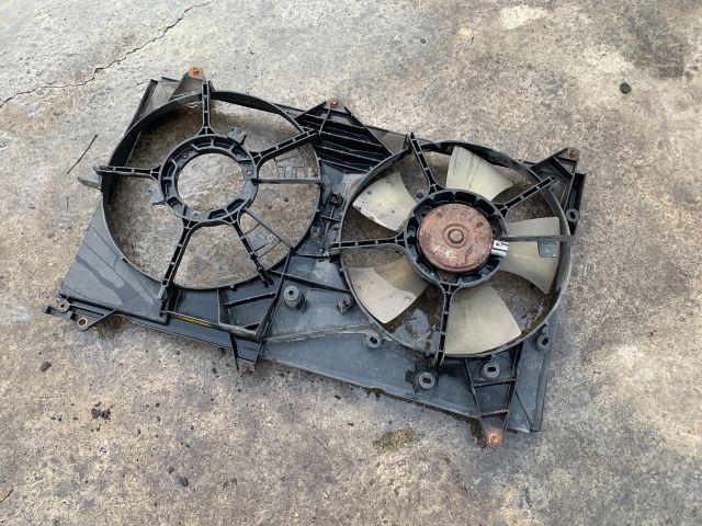 bontott TOYOTA AVENSIS VERSO Hűtőventilátor