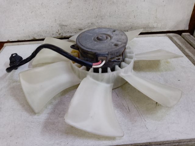 bontott TOYOTA AVENSIS VERSO Hűtőventilátor