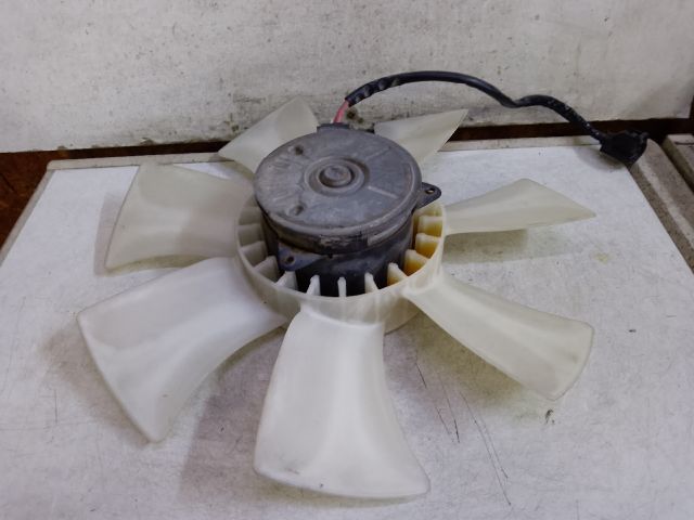 bontott TOYOTA AVENSIS VERSO Hűtőventilátor