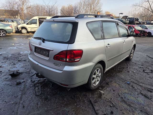 bontott TOYOTA AVENSIS VERSO Jobb első Ajtó (Részeivel)