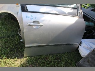 bontott TOYOTA AVENSIS VERSO Jobb első Ajtó (Üres lemez)