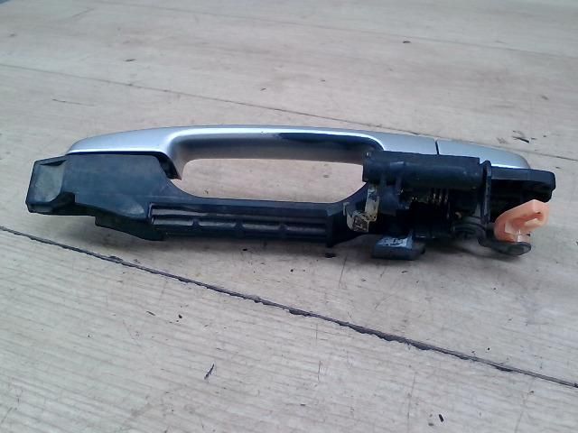 bontott TOYOTA AVENSIS VERSO Jobb első Külső Kilincs