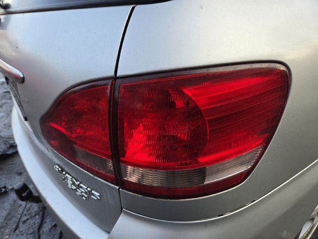 bontott TOYOTA AVENSIS VERSO Jobb hátsó Ajtó (Részeivel)