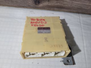 bontott TOYOTA AVENSIS VERSO Komfort Elektronika