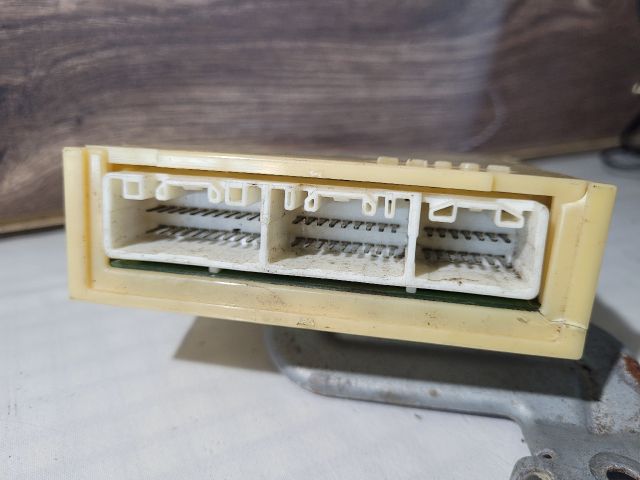 bontott TOYOTA AVENSIS VERSO Komfort Elektronika