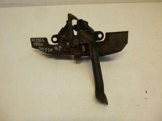 bontott TOYOTA AVENSIS VERSO Motorháztető Zárszerkezet