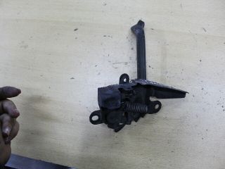 bontott TOYOTA AVENSIS VERSO Motorháztető Zárszerkezet