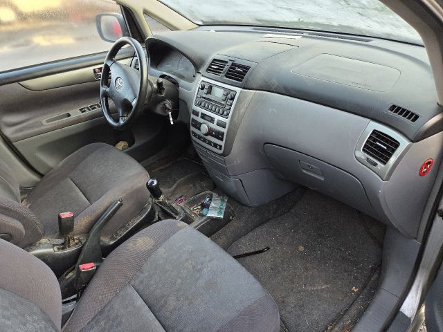 bontott TOYOTA AVENSIS VERSO Rádió / CD