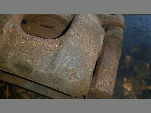 bontott TOYOTA AYGO Bal első Féknyereg Munkahengerrel