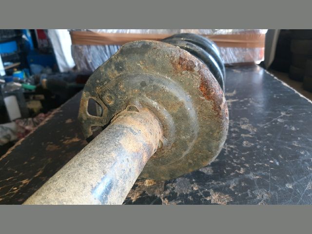 bontott TOYOTA AYGO Bal első Gólyaláb (Lengécsillapító, Rugó)