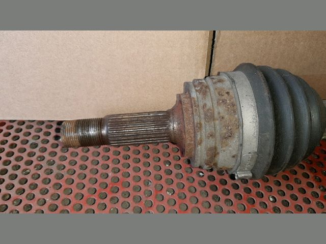 bontott TOYOTA AYGO Bal Féltengely