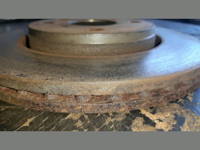 bontott TOYOTA AYGO Első Féktárcsa